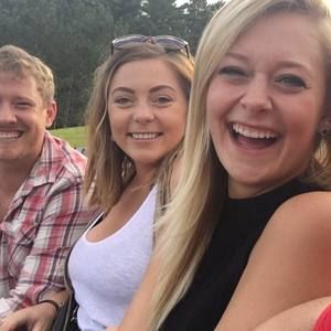 Meet your Posher, Denise